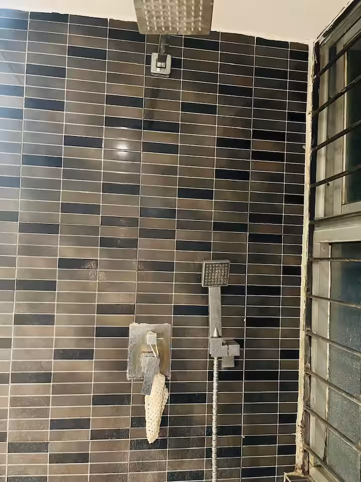 king room · Private Full bathroom